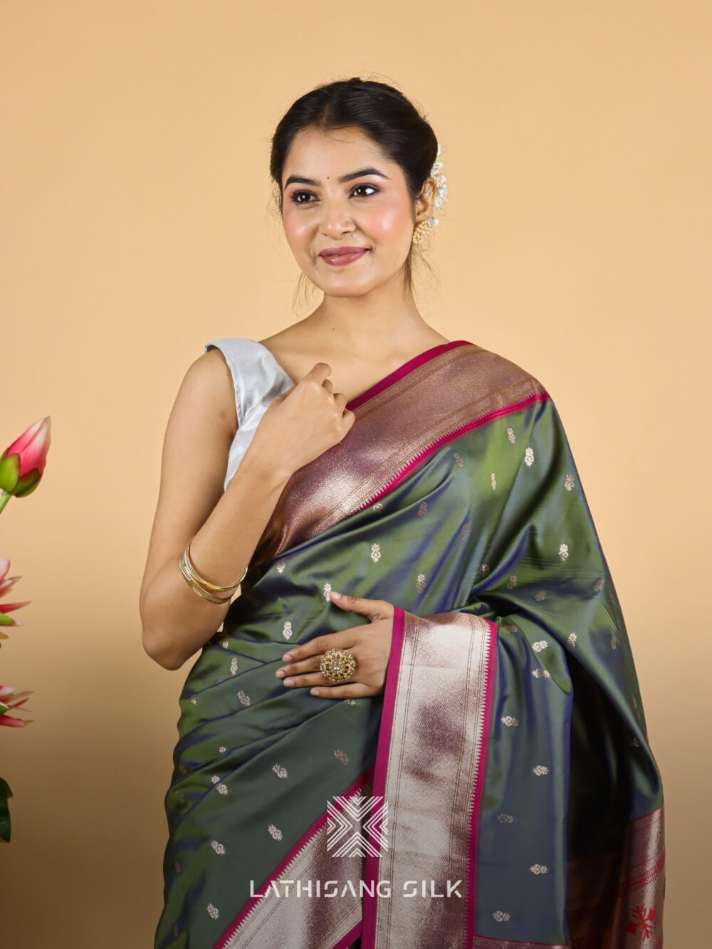 Shop Primary Image Shop Primary Image